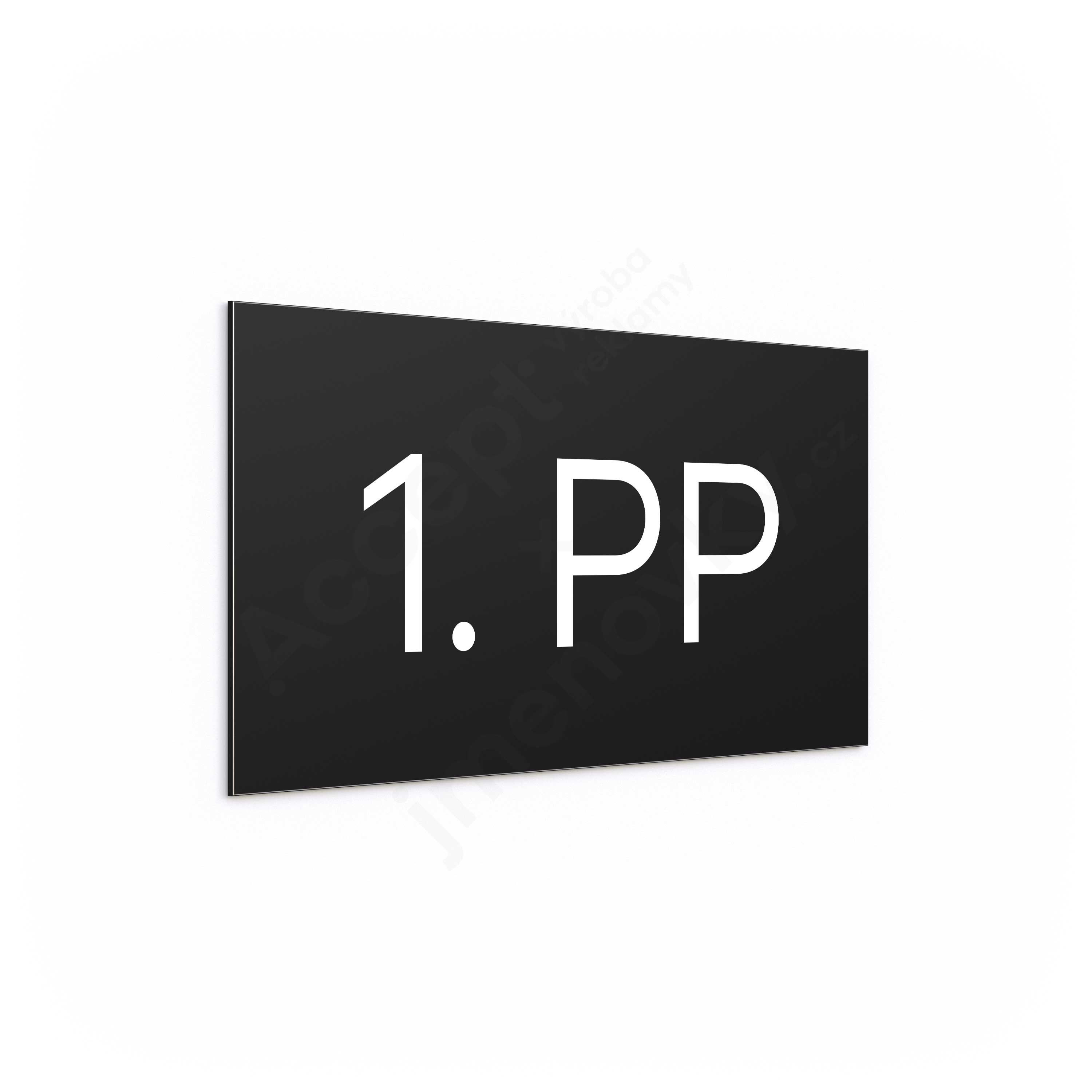 ACCEPT Označení podlaží "1. PP" (300 x 150 mm) - černá tabulka - bílý popis