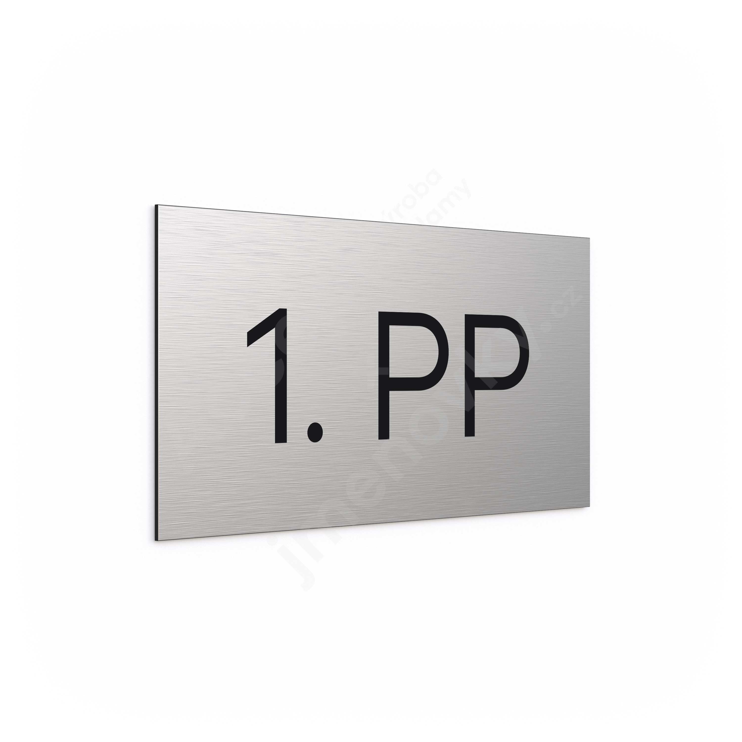 ACCEPT Označení podlaží "1. PP" (300 x 150 mm) - stříbrná tabulka - černý popis